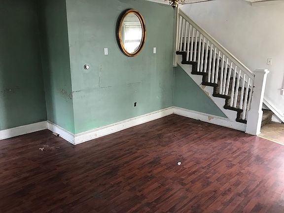 2nd image of 19 W Pittsfield St