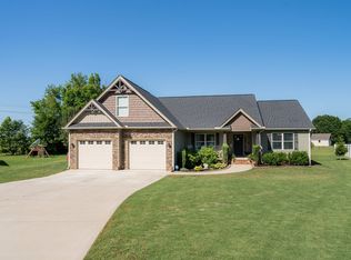 310 Baby Boy Ct, Boiling Springs, SC 29316