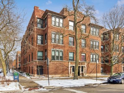 7035 N Greenview Ave APT 3S, Chicago, IL, 60626