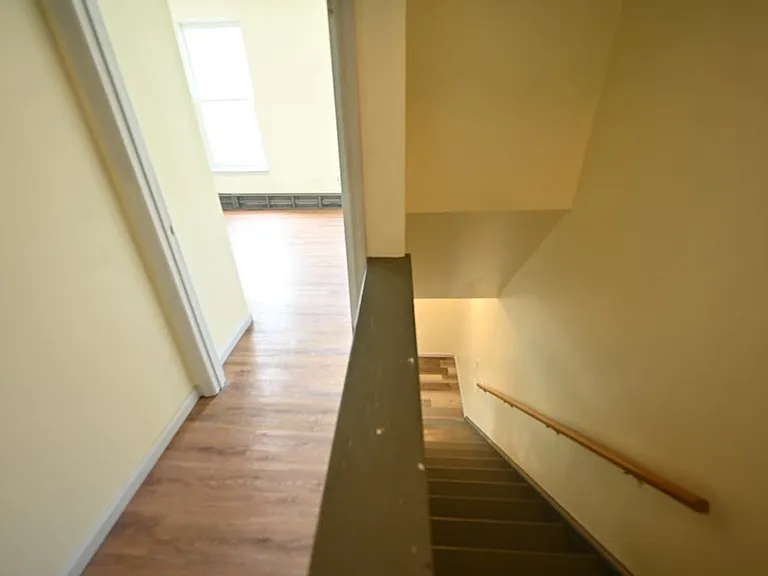 217 1st St #1 — Photo 6