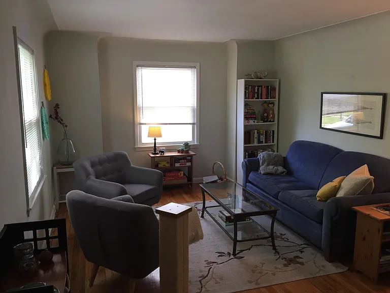 726 N Prospect St — Photo 4