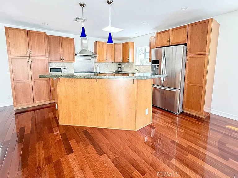 5639 Natick Ave — Photo 8