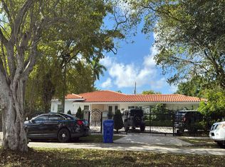 400 SW 24th Rd, Miami, FL 33129