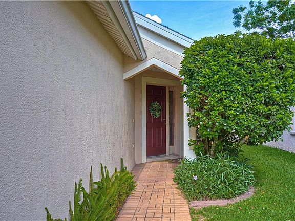 3rd image of 6055 Pointe Pleasant Blvd