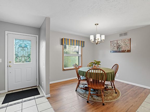 5th image of 707 Hesse Dr