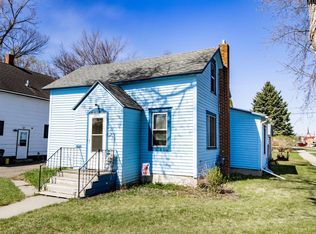 255 4th Ave NE, Valley City, ND 58072