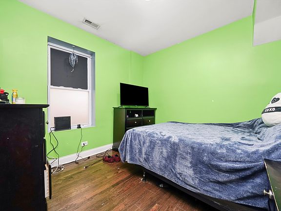 4th image of 611 N Monticello Ave
