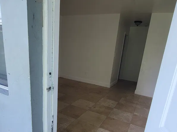 (undisclosed Address), Miami, FL 33162