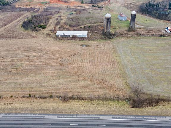 3rd image of 5104 Us Highway 411 S