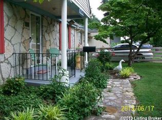 9103 La Grange Rd, Lyndon, KY 40242