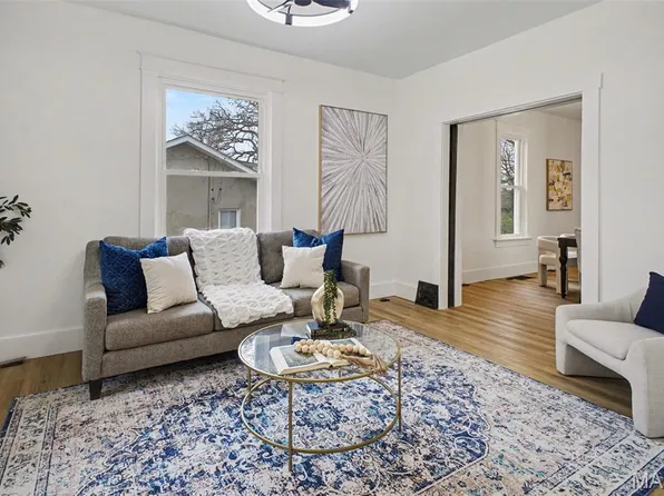 217 S Myrtle St, Edwardsville, IL 62025