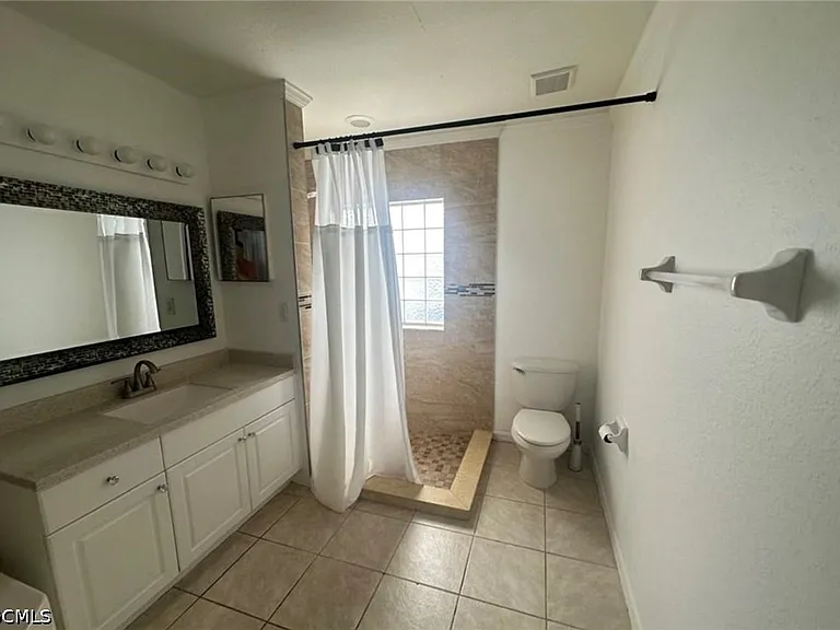 2115 NW 19th Ave — Photo 13