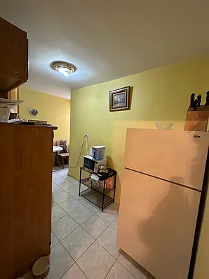 Rented by Commercial Acquisitions Inc. | media 17