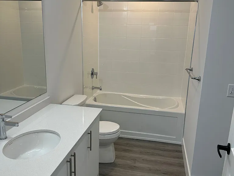 1000 Lackner Blvd #304 — Photo 7