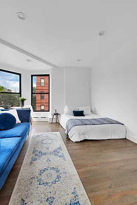 Rented by Compass | media 16