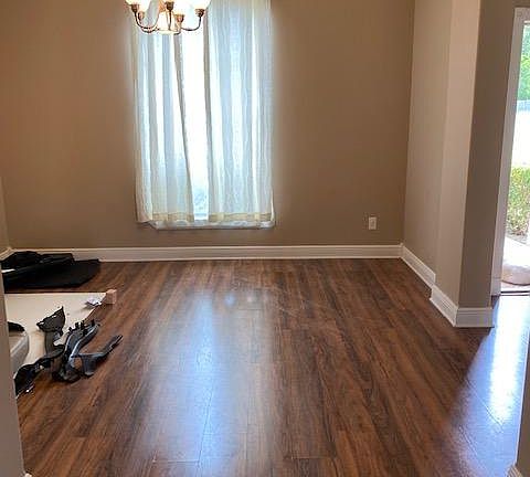 2nd image of 107 W Tyler Ln