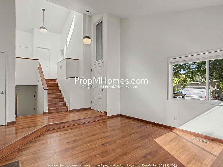950 Lake Front Rd — Photo 2
