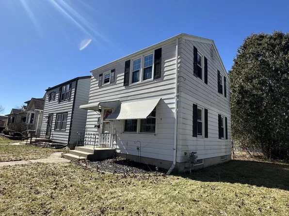 2349 South 77th STREET, West Allis, WI 53219