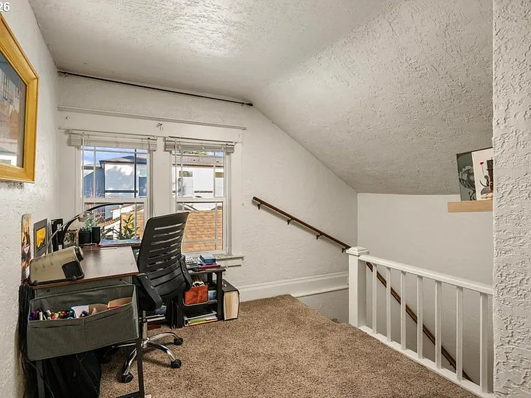 6059 NE Willow St — Photo 18