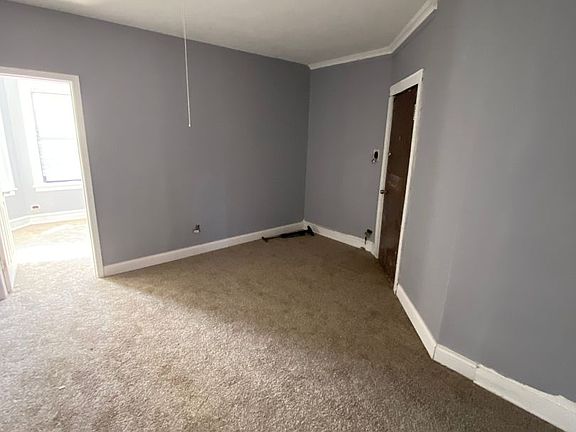 2nd image of 8105-07 S Paulina St #8107-2