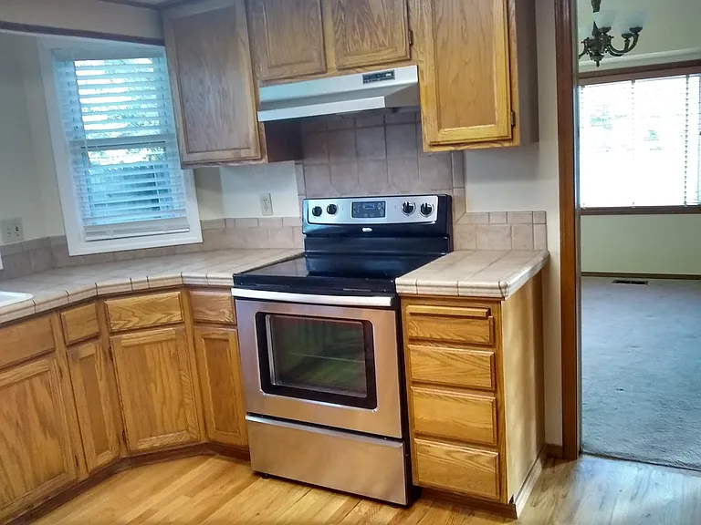 Kitchen partial view