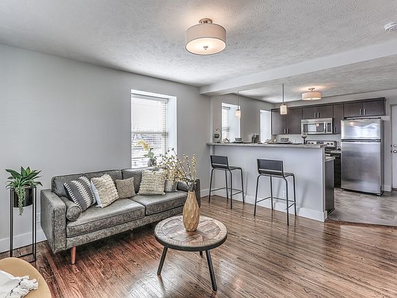 2nd image of 628 Park Ave #108-B850