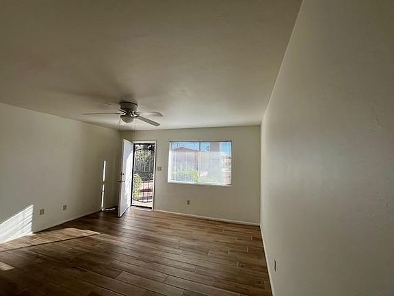 4th image of 4463 E Lee St #4463