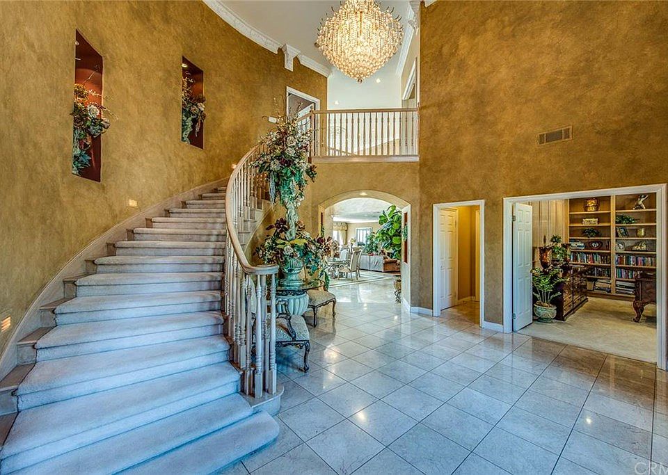 1st image of 2876 Woodbridge Ct