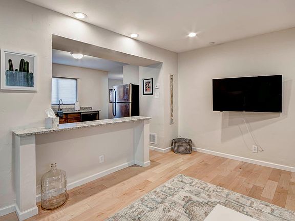 4th image of 1431 Richmond Dr NE #A