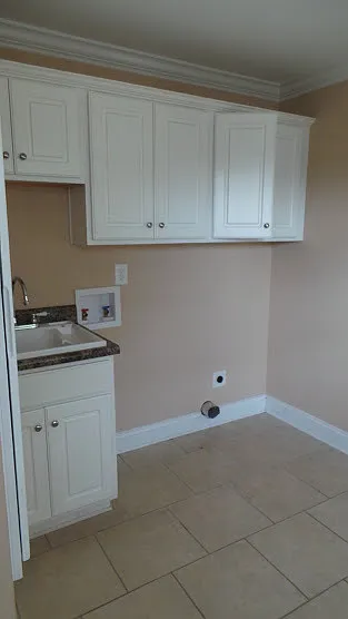 1010 Lorraine St — Photo 5