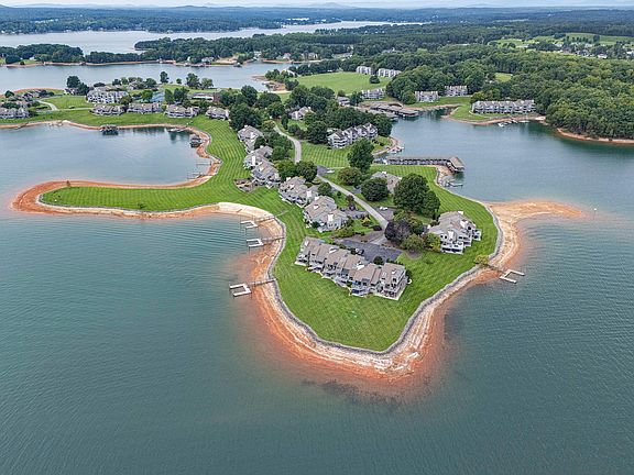 2nd image of 278 Peninsula Point Dr
