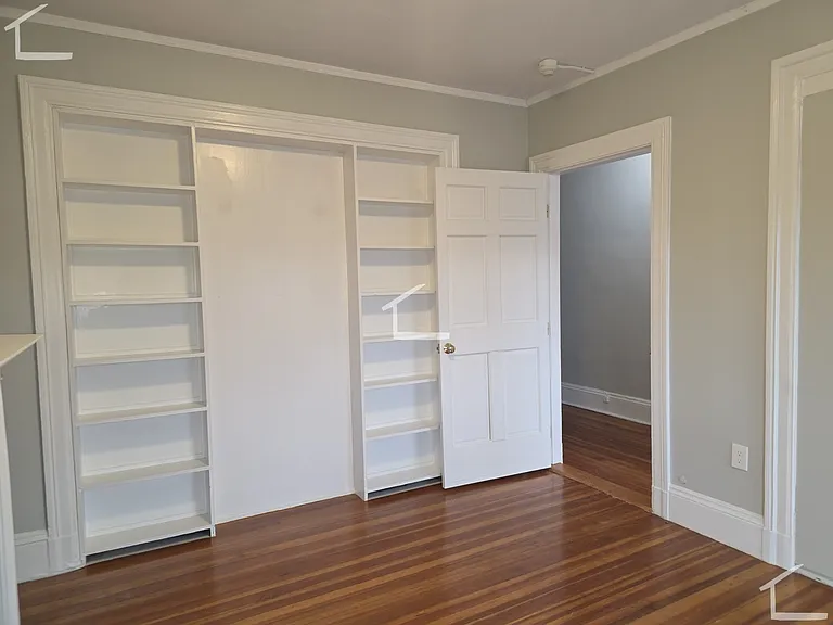 116 Winthrop Rd #5 — Photo 7