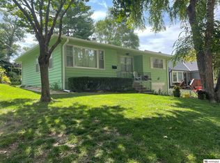 1935 S 37th St, Omaha, NE 68105