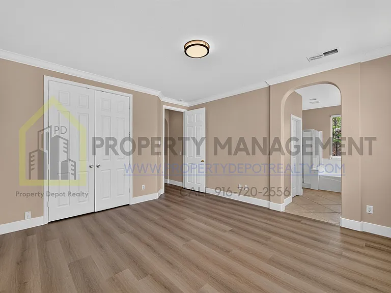 1570 Charm Way — Photo 36