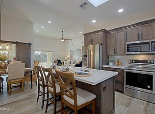 1112 E Carlise Rd, Phoenix, AZ 85086