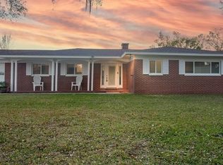 712 Camellia Ct, Seffner, FL 33584