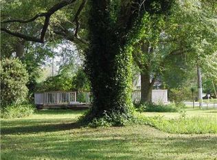 145 Canal St, Gulfport, MS 39507