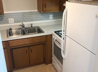 3875 Lawrenceburg Rd APT 10, Frankfort, KY 40601