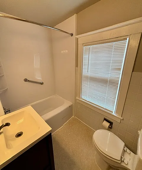14 N Monroe St — Photo 11