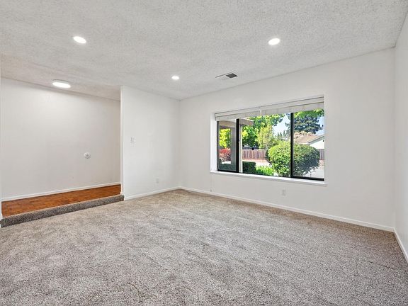 3rd image of 1632 Smokey Mountain Drive