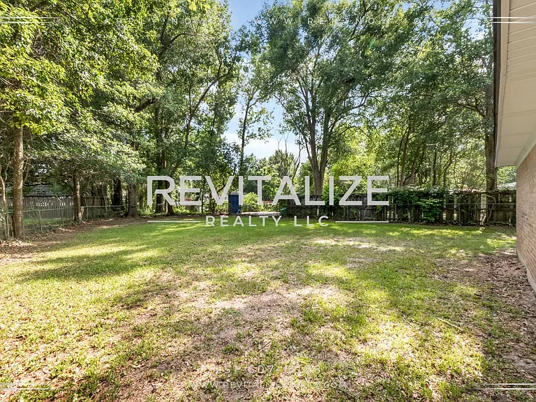 1803 Runnels Rd — Photo 18