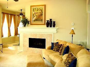 5th image of 2053 S Shore Blvd