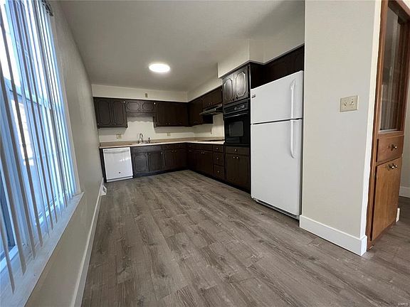 5th image of 1717 Saint Andrews Dr #2