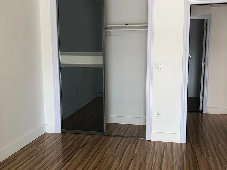 4918 Park Ave #405 — Photo 10