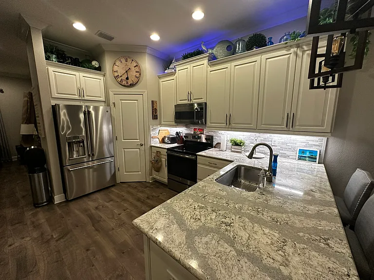 6072 Moorings Dr S — Photo 11