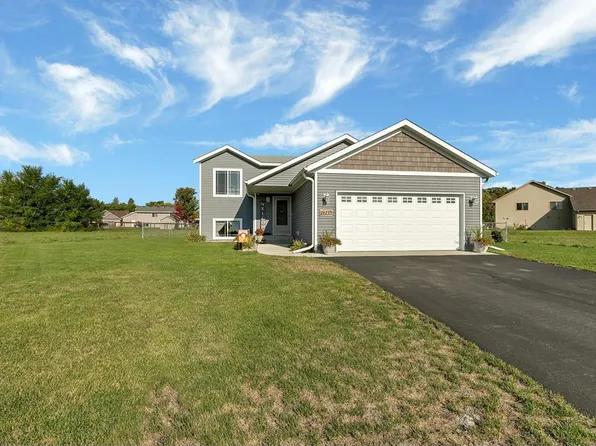 24295 Forestview Cir, Saint Cloud, MN 56301