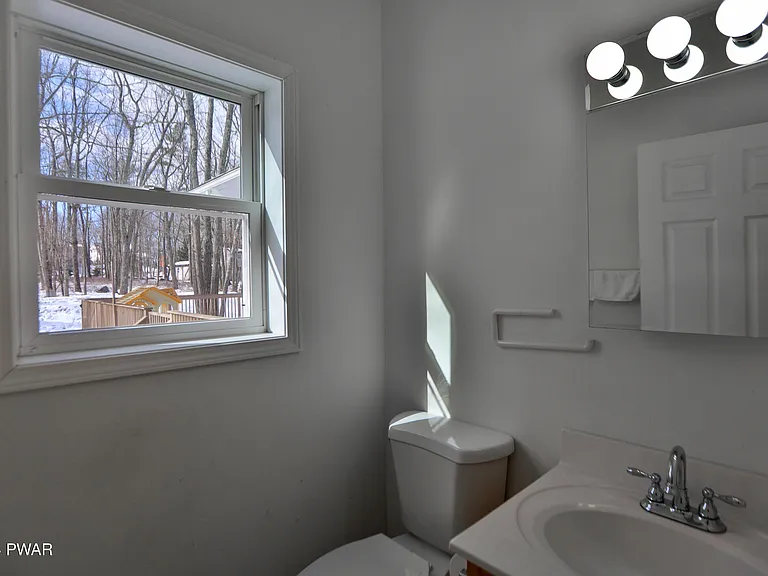 110 Stallion Dr — Photo 100