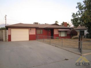 556 Santa Rosa St, Arvin, CA 93203