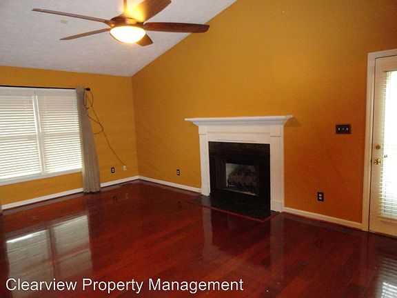 3rd image of 1048 Alexwood Dr