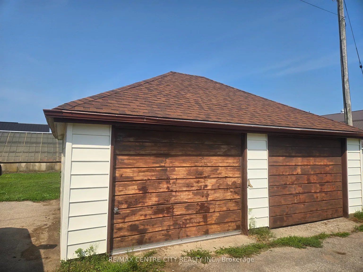 4 bed, $2,200 — Photo 3